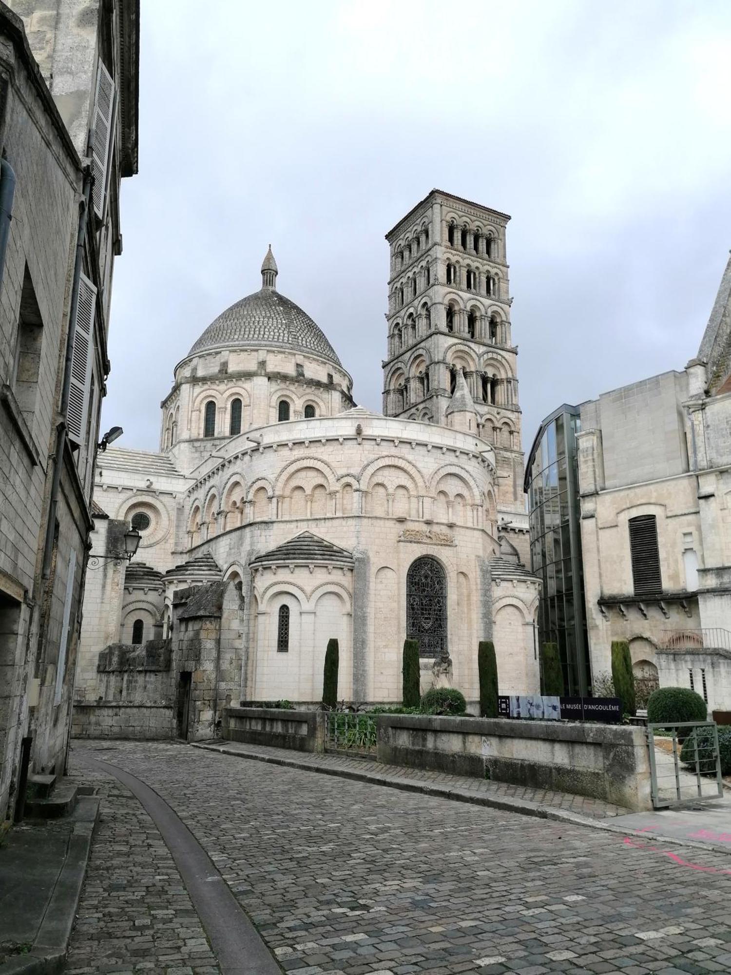 Le Verger Du Paradis Beaulieu-sur-Sonnette Bagian luar foto
